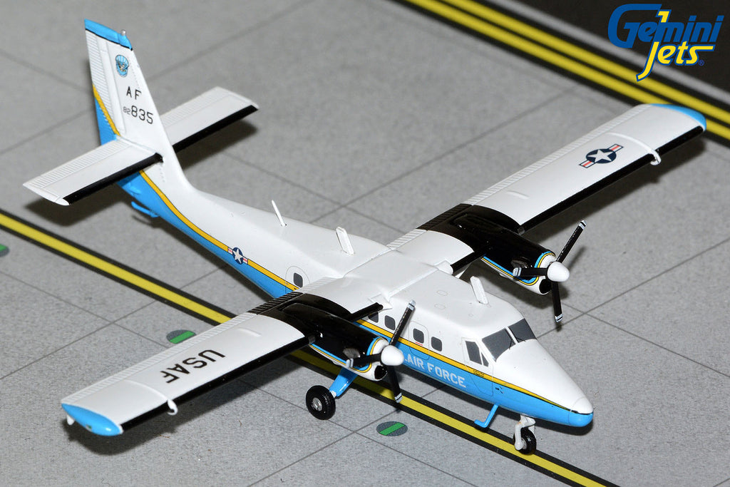GeminiJets G2AFO1423 1:200 U.S. Air Force DHC-6-300 (UV-18B) Twin Otter 82-0835