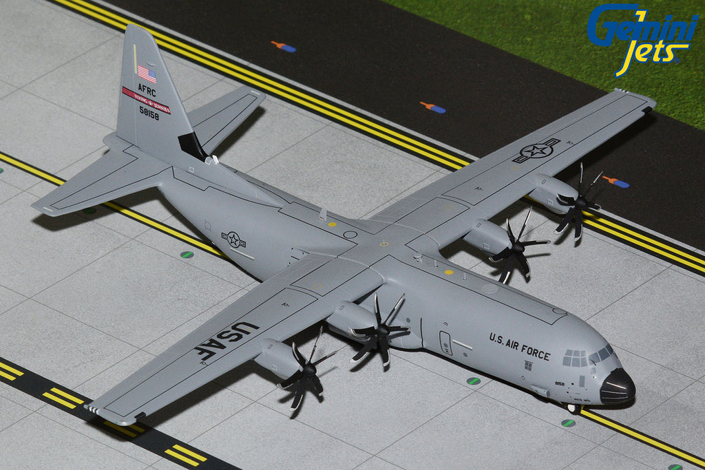 GeminiJets G2AFO1473 1:200 U.S. Air Force Lockheed C-130J Hercules (Keesler AFB)