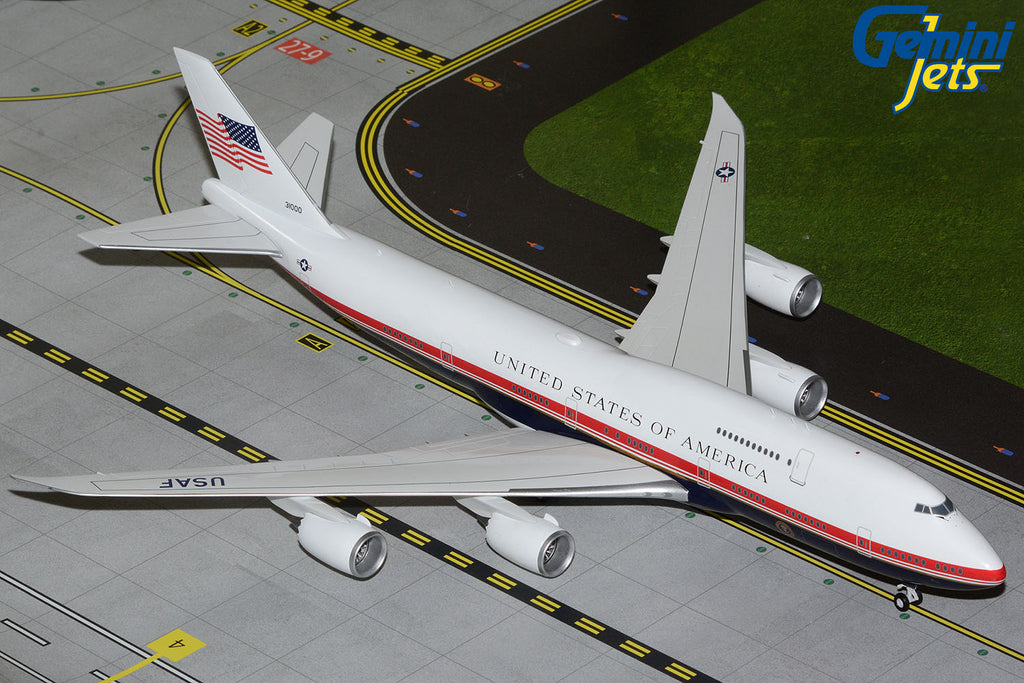 GeminiJets G2AFO1502 1:200 U.S. Air Force Boeing 747-8i (VC-25B) Air Force One