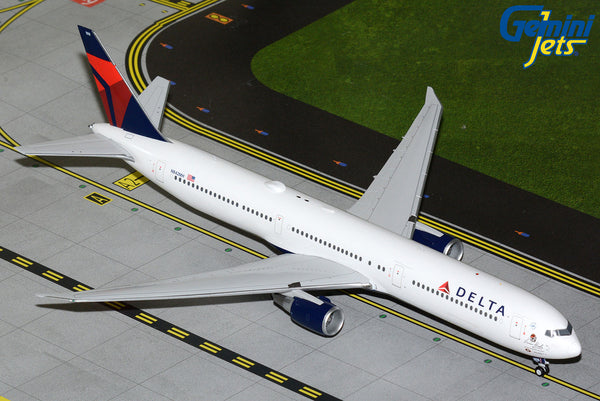 GeminiJets G2DAL1444 1:200 Delta Air Lines Boeing 767-400ER N842MH