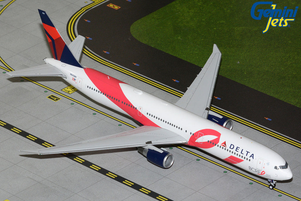 GeminiJets G2DAL1446 1:200 Delta Air Lines Boeing 767-400ER "BCRF" N845MH