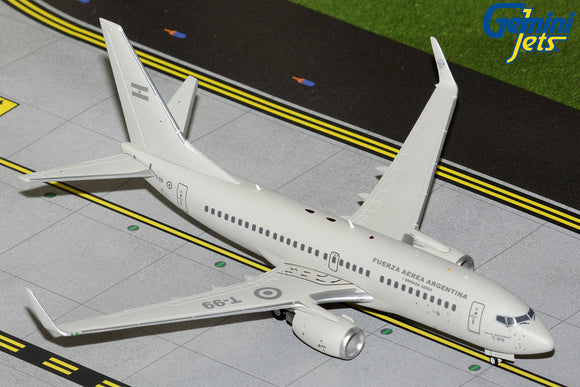 GeminiJets G2FUA1167 1:200 Argentina Air Force Boeing 737-700 T-99