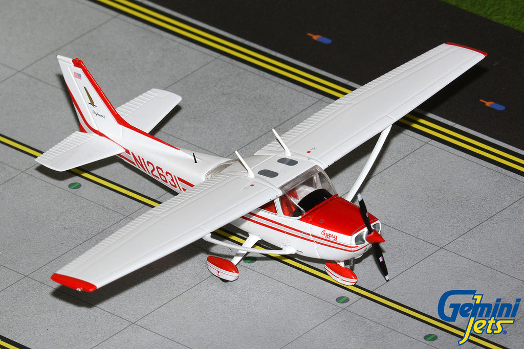 GeminiJets GGCES021 1:72 Cessna 172S Skyhawk N12631