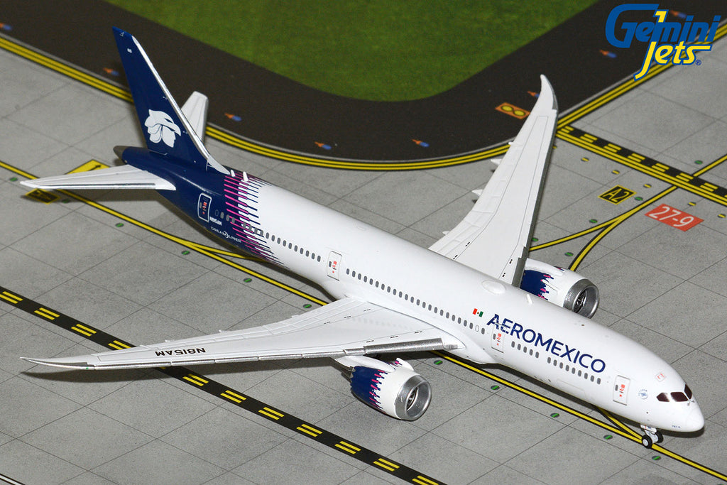 GeminiJets GJAMX2414 1:400 Aeromexico Boeing 787-9 N815AM