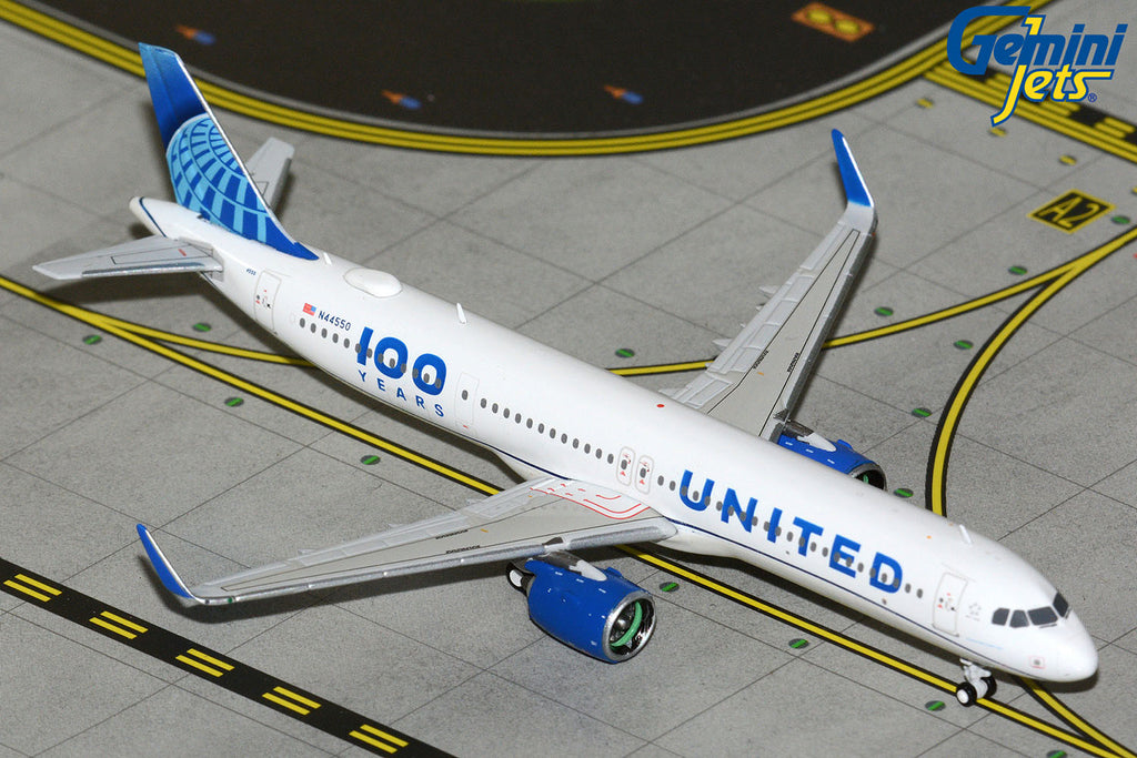 GeminiJets GJUAL2424 1:400 United Airlines Airbus A321neo "100 Years" N44550