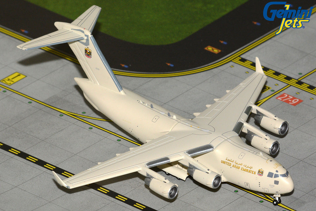 GeminiJets GMUAE159 1:400 UAE Air Force Boeing C-17 Globemaster III
