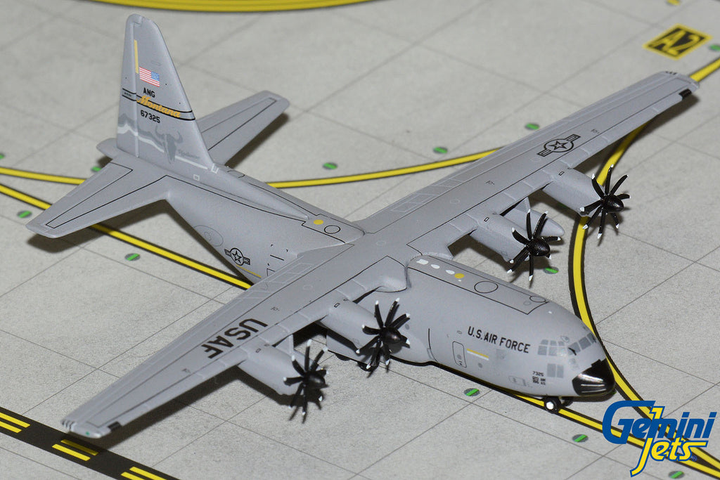 GeminiJets GMUSA151 1:400 U.S. Air Force C-130H Hercules (Montana ANG)